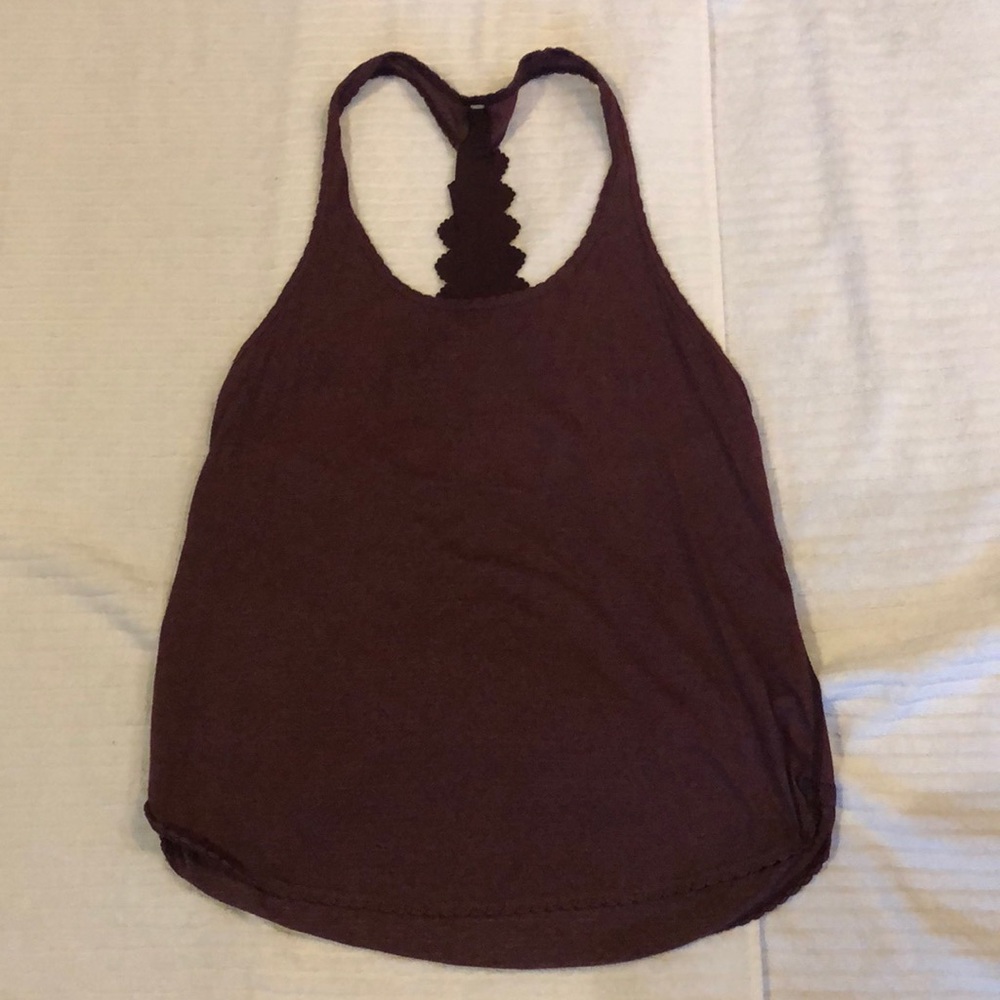 Lululemon tank